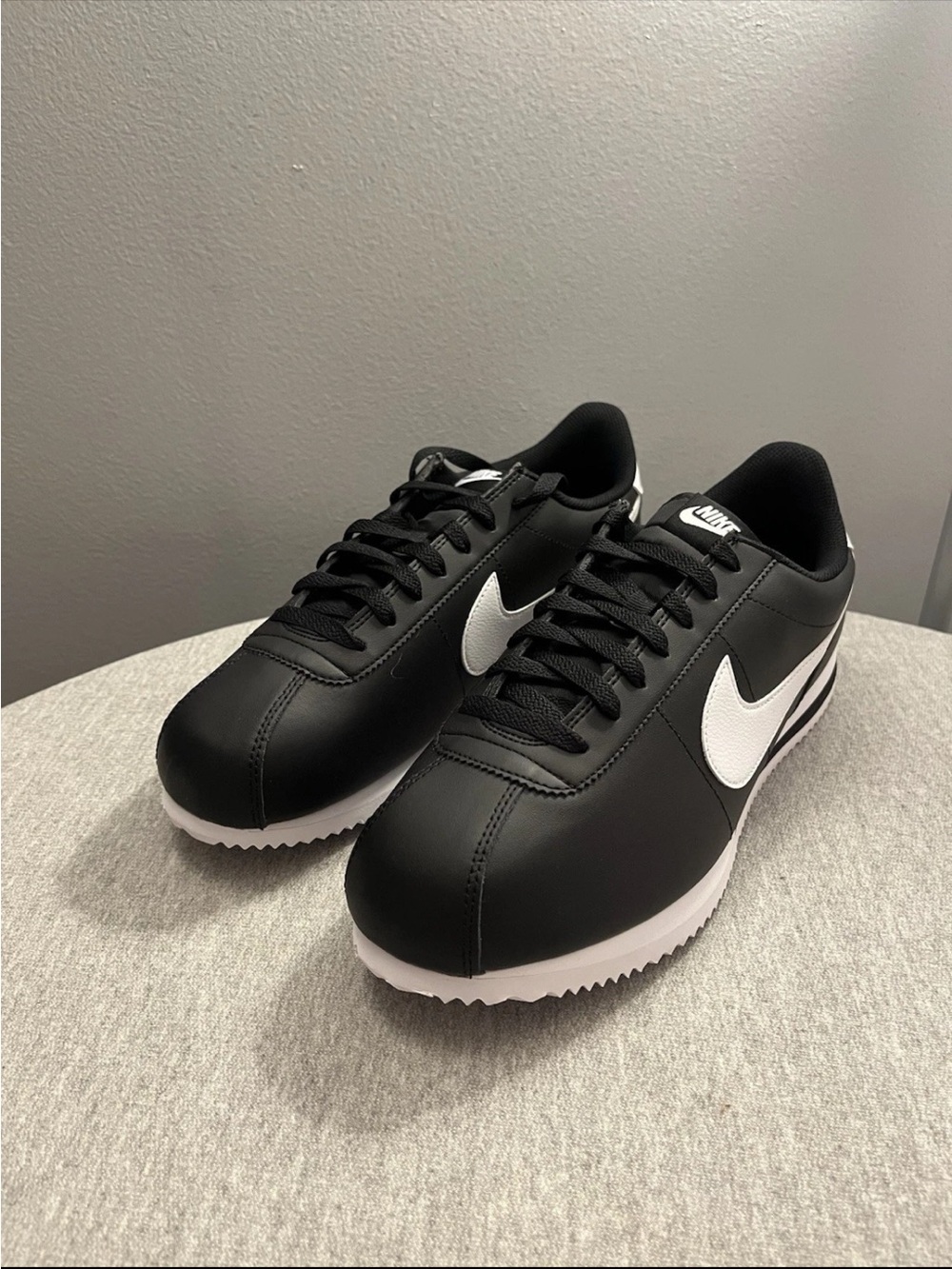 Nike Cortez Black White Sneaker Men's Athletic Shoe Size 9.5 DM4044-001 - Picture 9 of 11